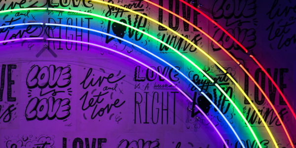 ¿Conoces el rainbow washing de las marcas?